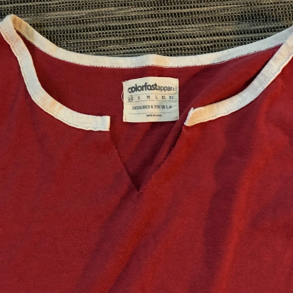 Red baseball tee - Picture 2 of 2